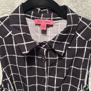 Betsey Johnson black dress. Size 6